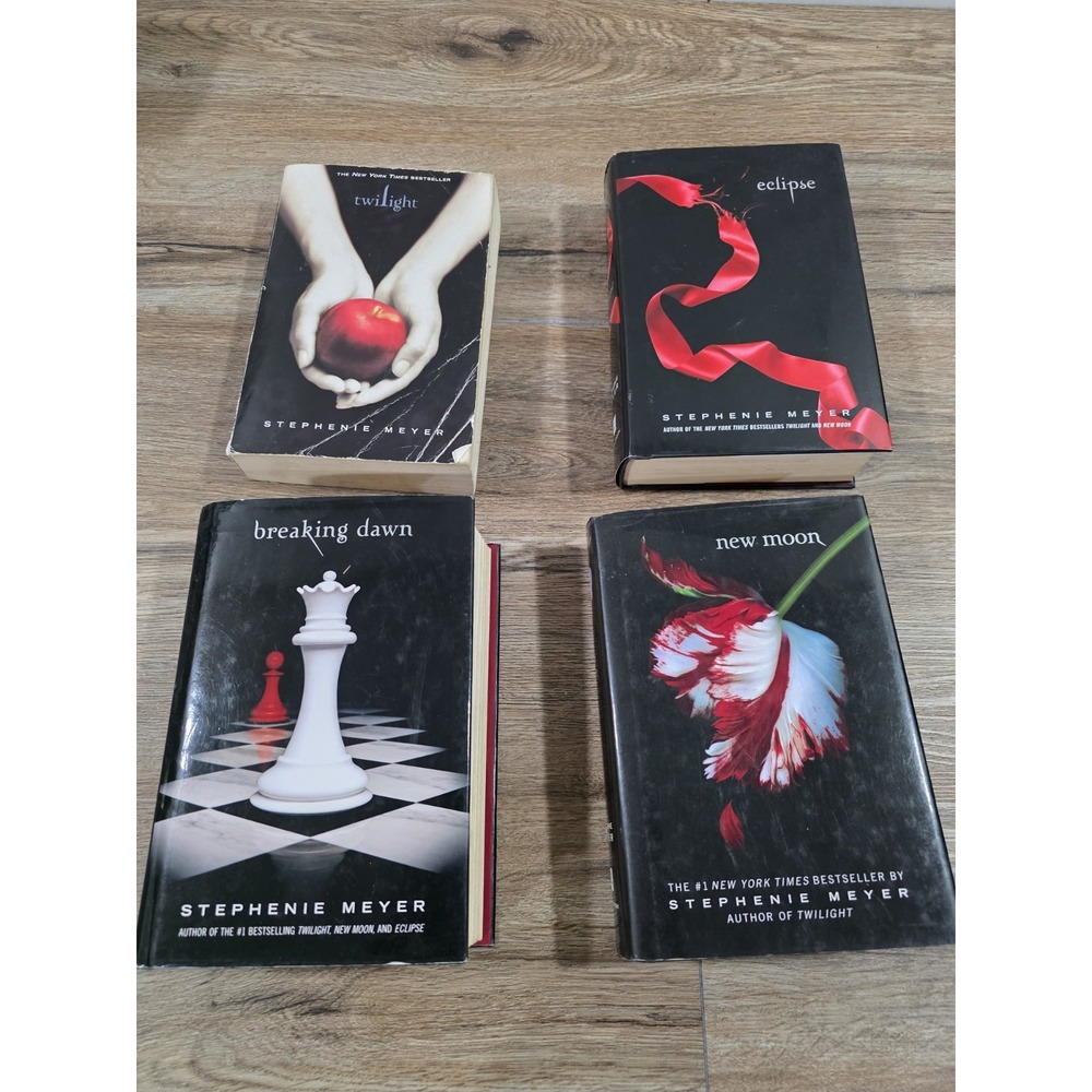 TWILIGHT Series - Book Set Lot 4 All First Print Eclipse Breaking Dawn New Moon